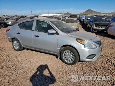 Czwarte zdjęcie samochodu z boku: 2016 NISSAN VERSA S VIN:3N1CN7AP4GL872037 - miniatura