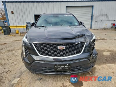 Piąte zdjęcie samochodu w środku: 2023 CADILLAC XT4 SPORT VIN:1GYFZER46PF100480 - miniatura