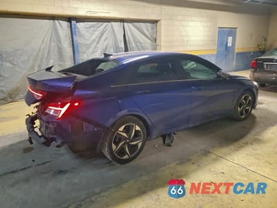 Trzecie zdjęcie samochodu z tyłu: 2021 HYUNDAI ELANTRA SEL VIN:5NPLN4AG8MH006509 - miniatura