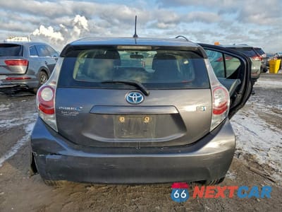 Zdjęcie 6 z 12 samochodu: 2014 TOYOTA PRIUS C VIN:JTDKDTB31E1571486 - miniatura