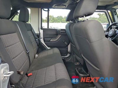 Zdjęcie 10 z 12 samochodu: 2012 JEEP WRANGLER UNLIMITED SPORT VIN:1C4BJWDG8CL246006 - miniatura