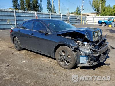 Czwarte zdjęcie samochodu z boku: 2022 HYUNDAI ELANTRA SEL VIN:5NPLM4AG9NH059630 - miniatura