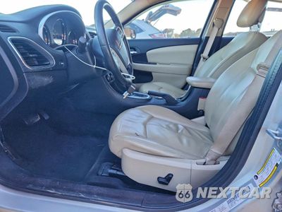 Zdjęcie 7 z 14 samochodu: 2011 CHRYSLER 200 LIMITED VIN:1C3BC2FG4BN533463 - miniatura