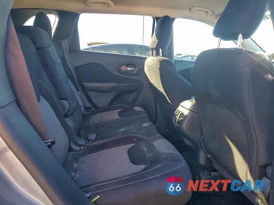 Zdjęcie 11 z 13 samochodu: 2014 JEEP CHEROKEE LATITUDE VIN:1C4PJLCS3EW265591 - miniatura