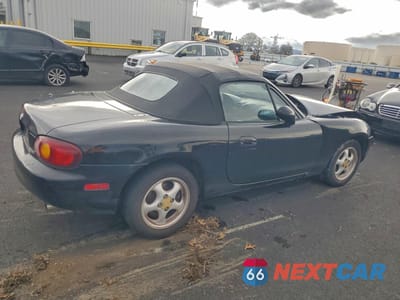 Trzecie zdjęcie samochodu z tyłu: 1999 MAZDA MX-5 MIATA VIN:JM1NB3537X0116732 - miniatura