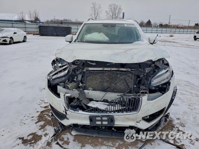 Piąte zdjęcie samochodu w środku: 2018 VOLVO XC90 T6 VIN:YV4A22PK4J1194333 - miniatura