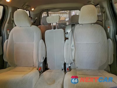 Zdjęcie 10 z 14 samochodu: 2017 TOYOTA SIENNA LE VIN:5TDKZ3DC1HS862544 - miniatura