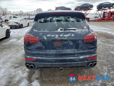 Zdjęcie 6 z 12 samochodu: 2018 PORSCHE CAYENNE S VIN:WP1AB2A2XJLA60814 - miniatura