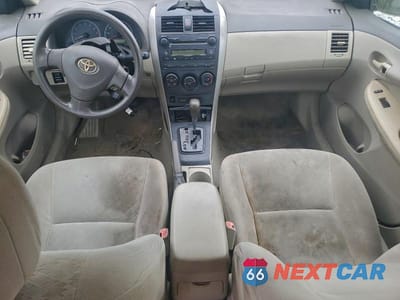 Zdjęcie 8 z 12 samochodu: 2009 TOYOTA COROLLA BASE VIN:1NXBU40E59Z109488 - miniatura