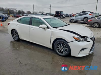 Czwarte zdjęcie samochodu z boku: 2018 LEXUS ES 350 BASE VIN:58ABK1GG9JU115092 - miniatura