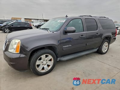 2010 GMC YUKON XL C1500 SLT 1GKUCKE01AR144865 - główne zdjęcie licytacji z USA - miniatura