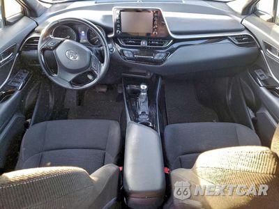 Zdjęcie 8 z 14 samochodu: 2019 TOYOTA C-HR XLE VIN:JTNKHMBX6K1038134 - miniatura