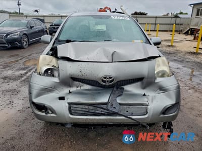 Piąte zdjęcie samochodu w środku: 2010 TOYOTA YARIS VIN:JTDKT4K35A5300975 - miniatura