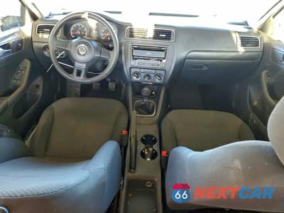 Zdjęcie 8 z 11 samochodu: 2013 VOLKSWAGEN JETTA BASE VIN:3VW1K7AJ8DM241674 - miniatura