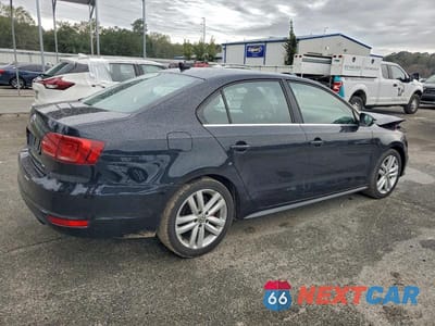 Trzecie zdjęcie samochodu z tyłu: 2014 VOLKSWAGEN JETTA GLI VIN:3VW5S7AJ8EM231181 - miniatura