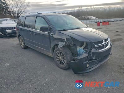 Czwarte zdjęcie samochodu z boku: 2017 DODGE GRAND CARAVAN SXT VIN:2C4RDGCG7HR562251 - miniatura