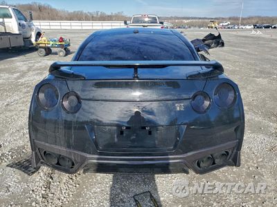 Zdjęcie 6 z 13 samochodu: 2012 NISSAN GT-R BASE VIN:JN1AR5EF5CM250449 - miniatura