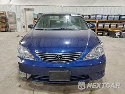 Piąte zdjęcie samochodu w środku: 2006 TOYOTA CAMRY LE VIN:4T1BE30K86U148648 - miniatura
