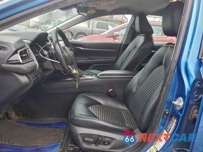 Zdjęcie 7 z 12 samochodu: 2019 TOYOTA CAMRY L VIN:4T1B11HK2KU178081 - miniatura