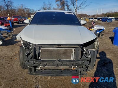 Piąte zdjęcie samochodu w środku: 2022 AUDI Q3 PREMIUM S LINE 45 VIN:WA1DECF34N1041622 - miniatura