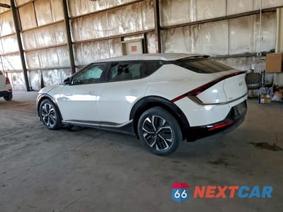 Drugie zdjęcie samochodu z przodu: 2024 KIA EV6 LIGHT VIN:KNDC3DLC4R5613997 - miniatura