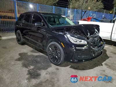 Czwarte zdjęcie samochodu z boku: 2024 LINCOLN CORSAIR RE VIN:5LMCJ2DA1RUL27241 - miniatura