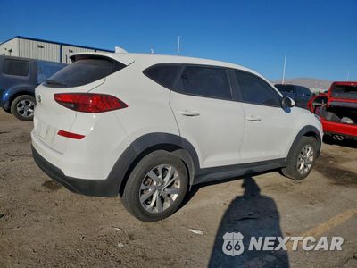 Trzecie zdjęcie samochodu z tyłu: 2019 HYUNDAI TUCSON SE VIN:KM8J23A48KU853139 - miniatura