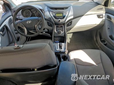 Zdjęcie 8 z 13 samochodu: 2013 HYUNDAI ELANTRA GLS VIN:KMHDH4AE0DU609742 - miniatura