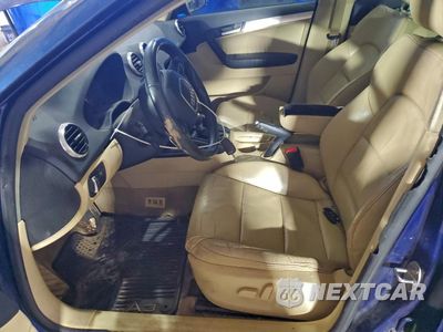 Zdjęcie 7 z 12 samochodu: 2011 AUDI A3 PREMIUM PLUS VIN:WAUKFAFM7BA026502 - miniatura