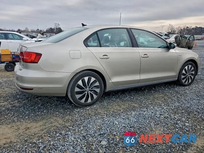 Trzecie zdjęcie samochodu z tyłu: 2016 VOLKSWAGEN JETTA HYBRID VIN:3VW637AJ7GM237476 - miniatura