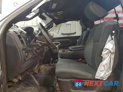 Zdjęcie 7 z 12 samochodu: 2023 RAM 3500TRADESMAN REG 6 VIN:3C63R3AL1PG601220 - miniatura