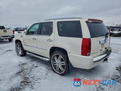 Drugie zdjęcie samochodu z przodu: 2007 CADILLAC ESCALADE LUXURY VIN:1GYFK63847R329499 - miniatura