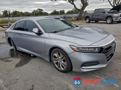 Czwarte zdjęcie samochodu z boku: 2019 HONDA ACCORD LX VIN:1HGCV1F15KA103689 - miniatura