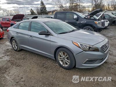 Czwarte zdjęcie samochodu z boku: 2016 HYUNDAI SONATA SE VIN:5NPE24AF7GH411015 - miniatura