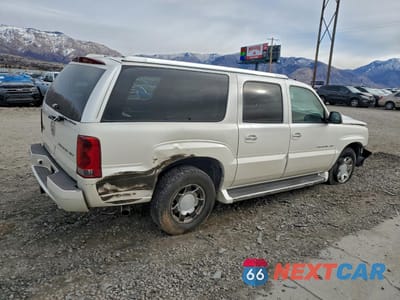 Trzecie zdjęcie samochodu z tyłu: 2005 CADILLAC ESCALADE ESV VIN:3GYFK66NX5G288522 - miniatura