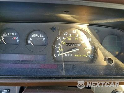 Zdjęcie 9 z 13 samochodu: 1983 TOYOTA PICKUP 1/2 TON RN44 VIN:JT4RN44D6D1150319 - miniatura