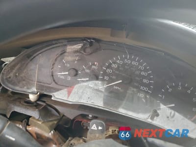 Zdjęcie 9 z 12 samochodu: 2001 CHEVROLET CAVALIER VIN:1G1JC124017157966 - miniatura