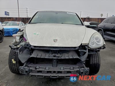 Piąte zdjęcie samochodu w środku: 2011 PORSCHE CAYENNE VIN:WP1AA2A24BLA07935 - miniatura