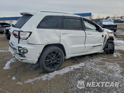 Trzecie zdjęcie samochodu z tyłu: 2021 JEEP GRAND CHEROKEE LAREDO VIN:1C4RJFAG1MC535474 - miniatura