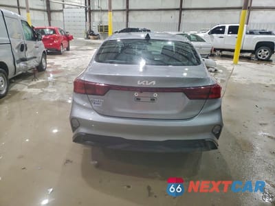 Zdjęcie 6 z 12 samochodu: 2024 KIA FORTE LXS VIN:3KPF24AD5RE777985 - miniatura