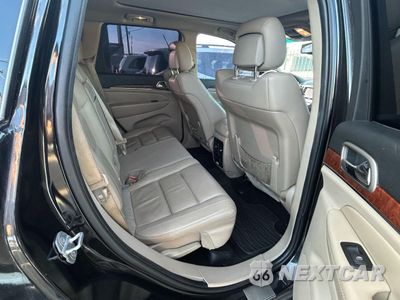Zdjęcie 6 z 10 samochodu: 2012 JEEP GRAND CHEROKEE LIMITED VIN:1C4RJEBT2CC237603 - miniatura