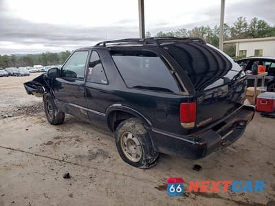 Drugie zdjęcie samochodu z przodu: 2001 GMC JIMMY VIN:1GKCS18W31K172328 - miniatura