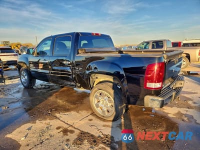 Drugie zdjęcie samochodu z przodu: 2010 GMC SIERRA C1500 SLE VIN:3GTRCVE00AG175012 - miniatura
