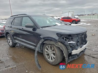 Czwarte zdjęcie samochodu z boku: 2020 FORD EXPLORER XLT VIN:1FMSK8DH2LGC25965 - miniatura