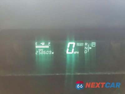 Zdjęcie 9 z 13 samochodu: 2004 TOYOTA PRIUS BASE VIN:JTDKB20U640026111 - miniatura