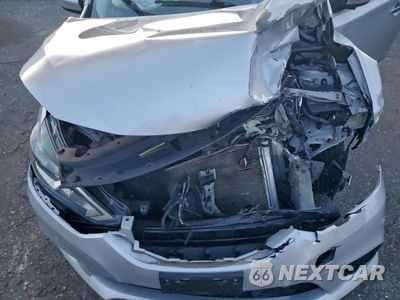Zdjęcie 11 z 12 samochodu: 2018 NISSAN SENTRA S VIN:3N1AB7AP6JL650025 - miniatura