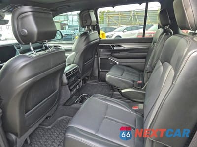 Zdjęcie 12 z 15 samochodu: 2024 JEEP WAGONEER SERIES II VIN:1C4SJVBP1RS133669 - miniatura