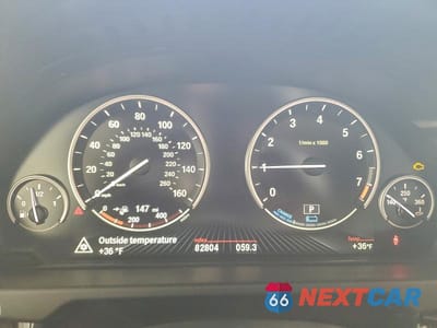 Zdjęcie 9 z 12 samochodu: 2016 BMW X5 XDR40E VIN:5UXKT0C57G0S75316 - miniatura