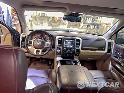 Zdjęcie 9 z 13 samochodu: 2015 RAM 1500 LONGHORN VIN:1C6RR7PM6FS635873 - miniatura