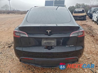 Zdjęcie 6 z 14 samochodu: 2024 TESLA MODEL Y VIN:7SAYGDEE3RA318297 - miniatura